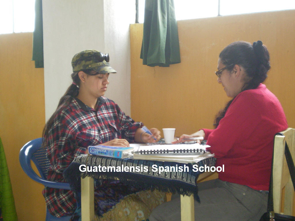 An advanced student, writing at the Guatemalensis Spanish School program.